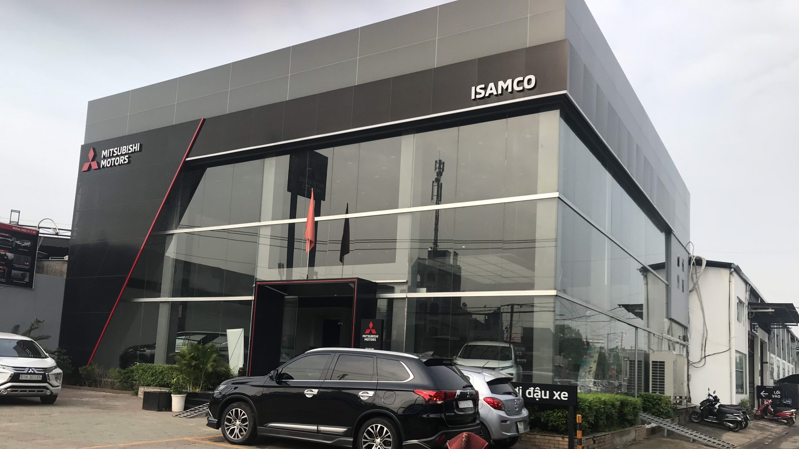 HCM: Đại lý Mitsubishi Isamco Thủ Đức